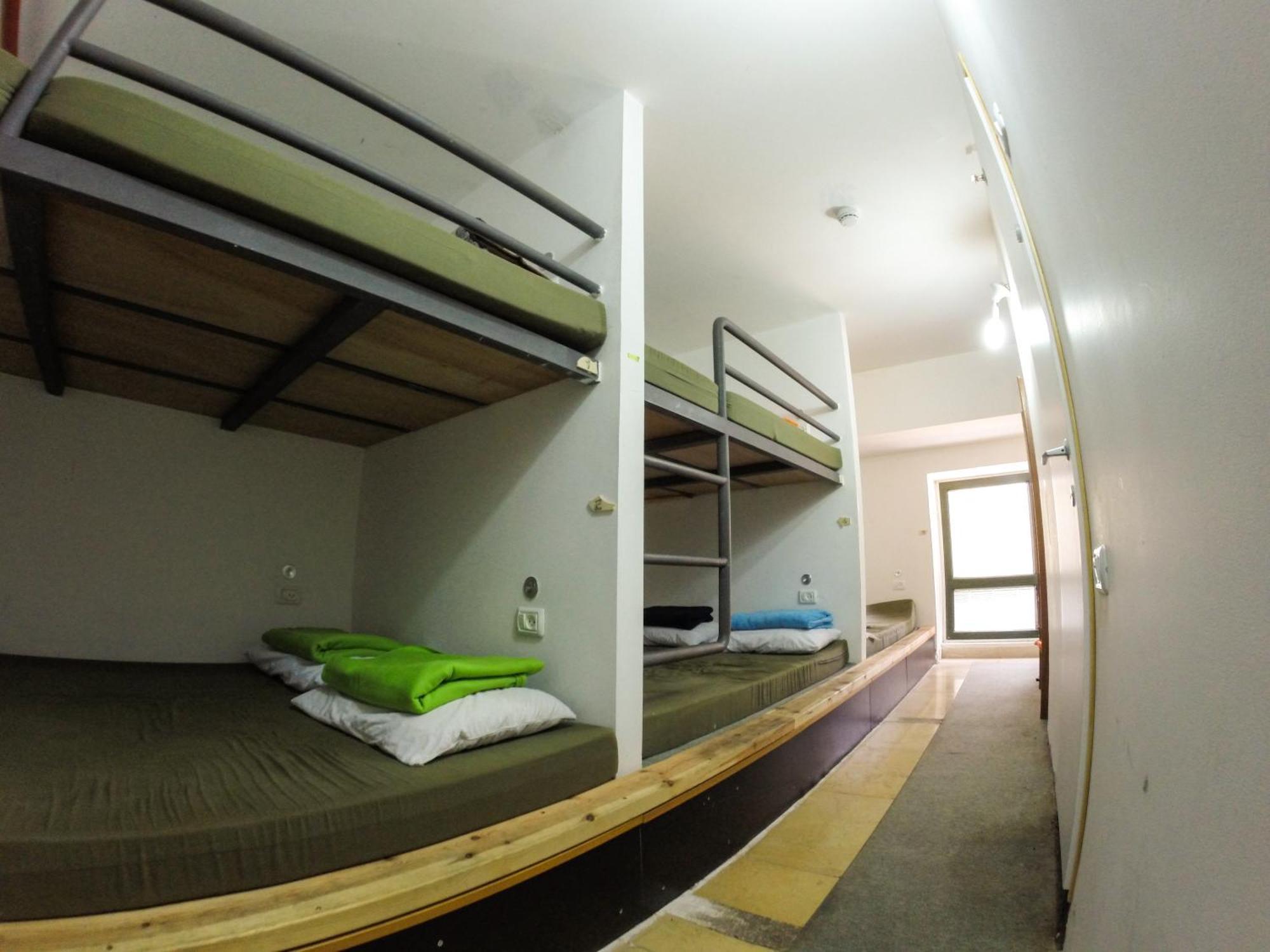 Milk & Honey Hostel 텔아비브 외부 사진