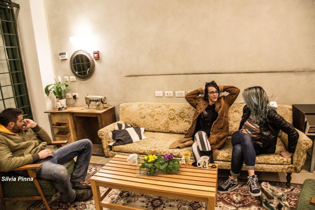 Milk & Honey Hostel 텔아비브 외부 사진