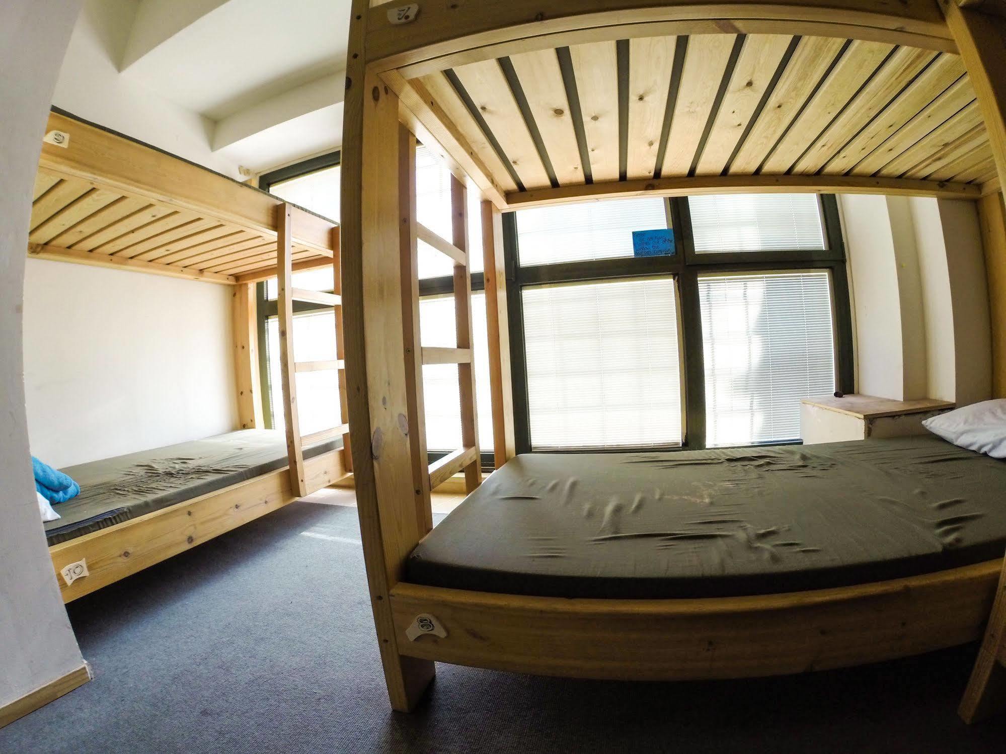 Milk & Honey Hostel 텔아비브 외부 사진