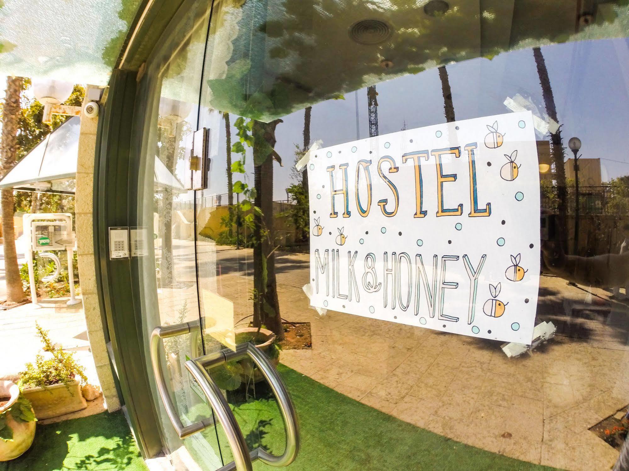 Milk & Honey Hostel 텔아비브 외부 사진